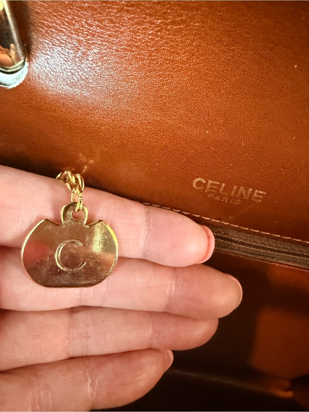 Celine Vintage D-Ring Box Top Handle Bag Cognac - Picture 10 of 16